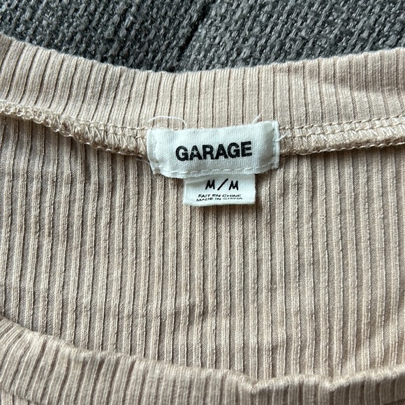 Garage ribbed crop - Picture 3 of 3